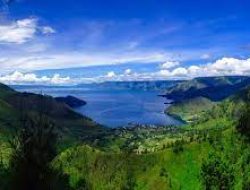 Keajaiban Alam Indonesia: Danau Toba